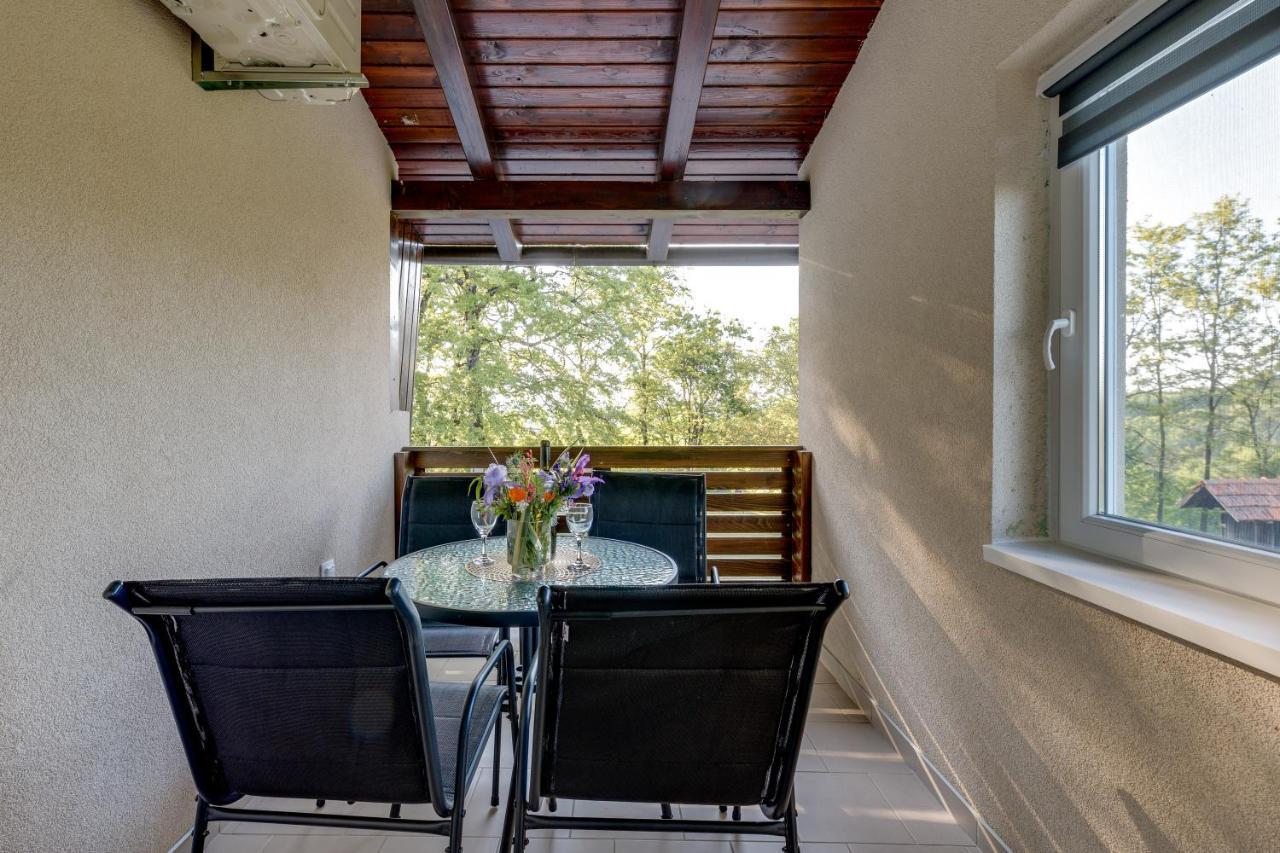 Apartman Medved スルニュ エクステリア 写真